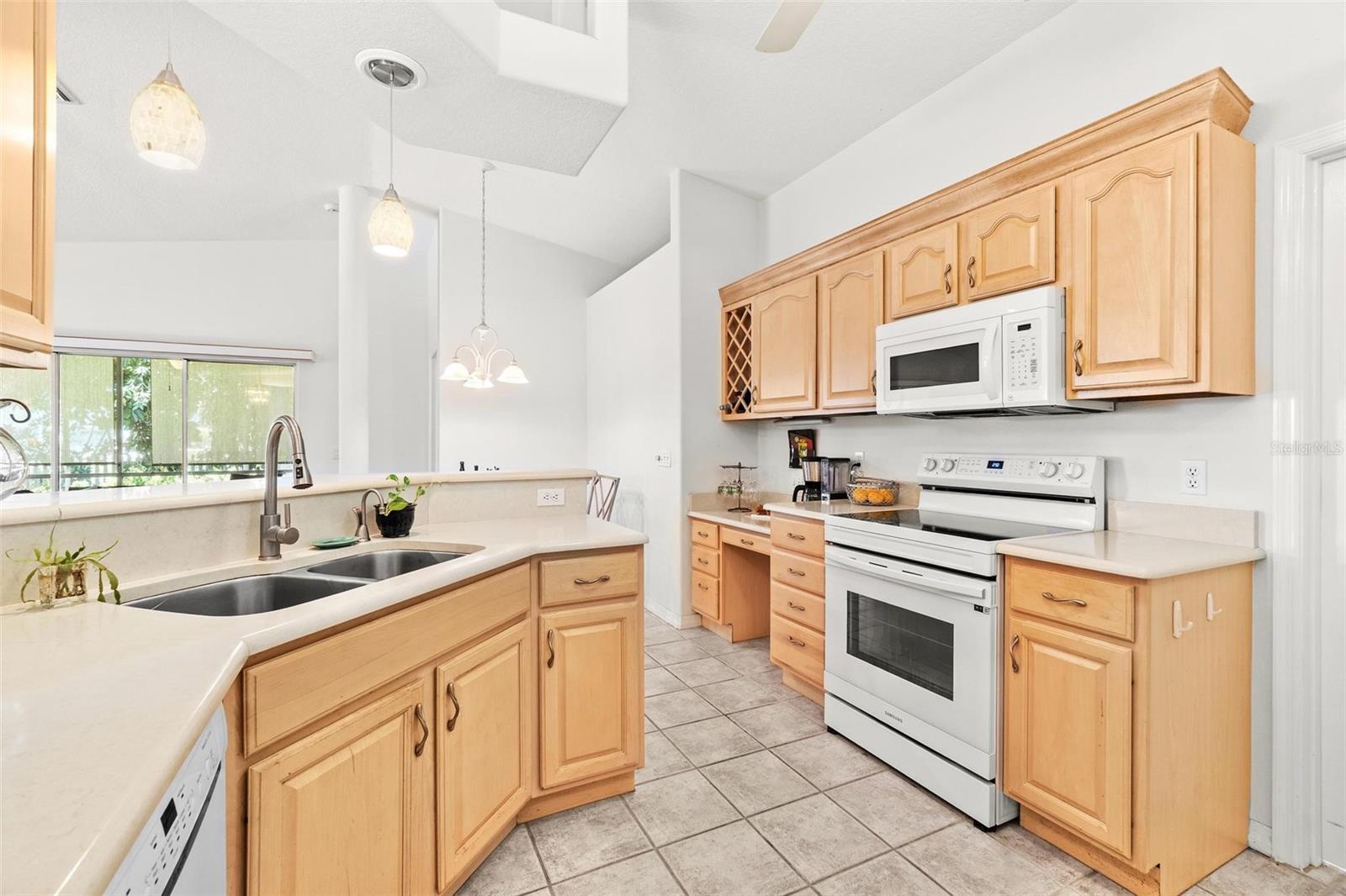 Image 11 of 37 For 1023 72nd Street Nw