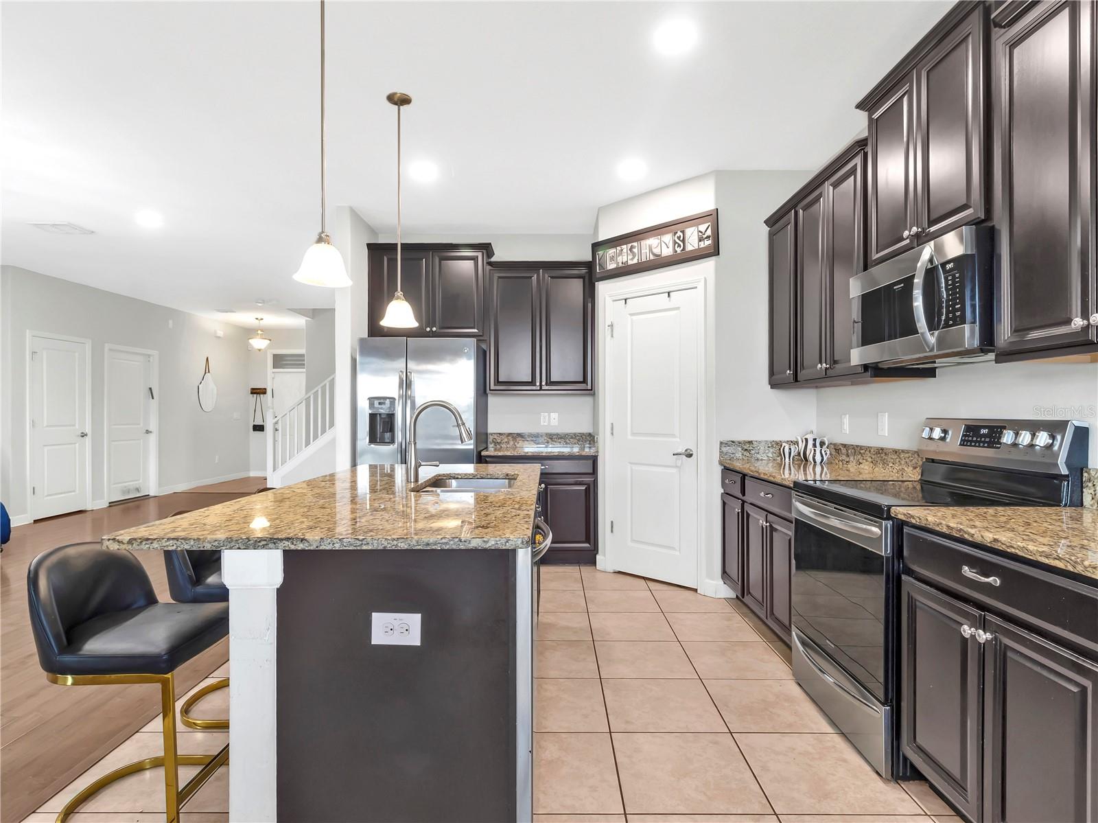 Image 12 of 75 For 5030 Ivory Stone Drive