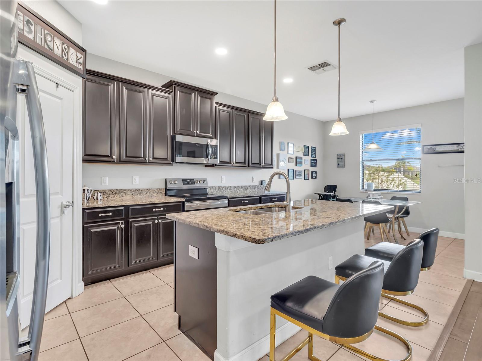 Image 16 of 75 For 5030 Ivory Stone Drive