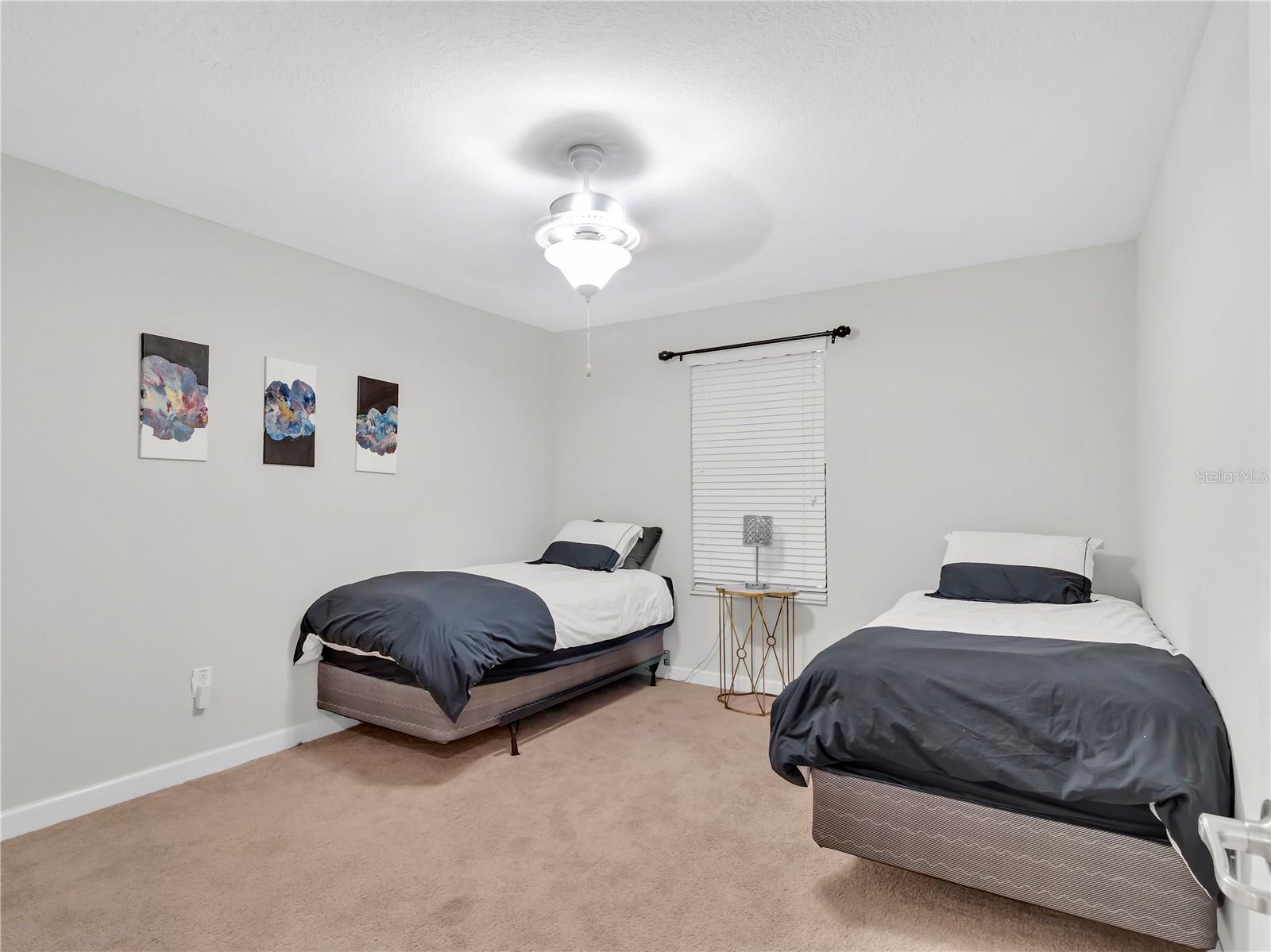 Image 32 of 75 For 5030 Ivory Stone Drive