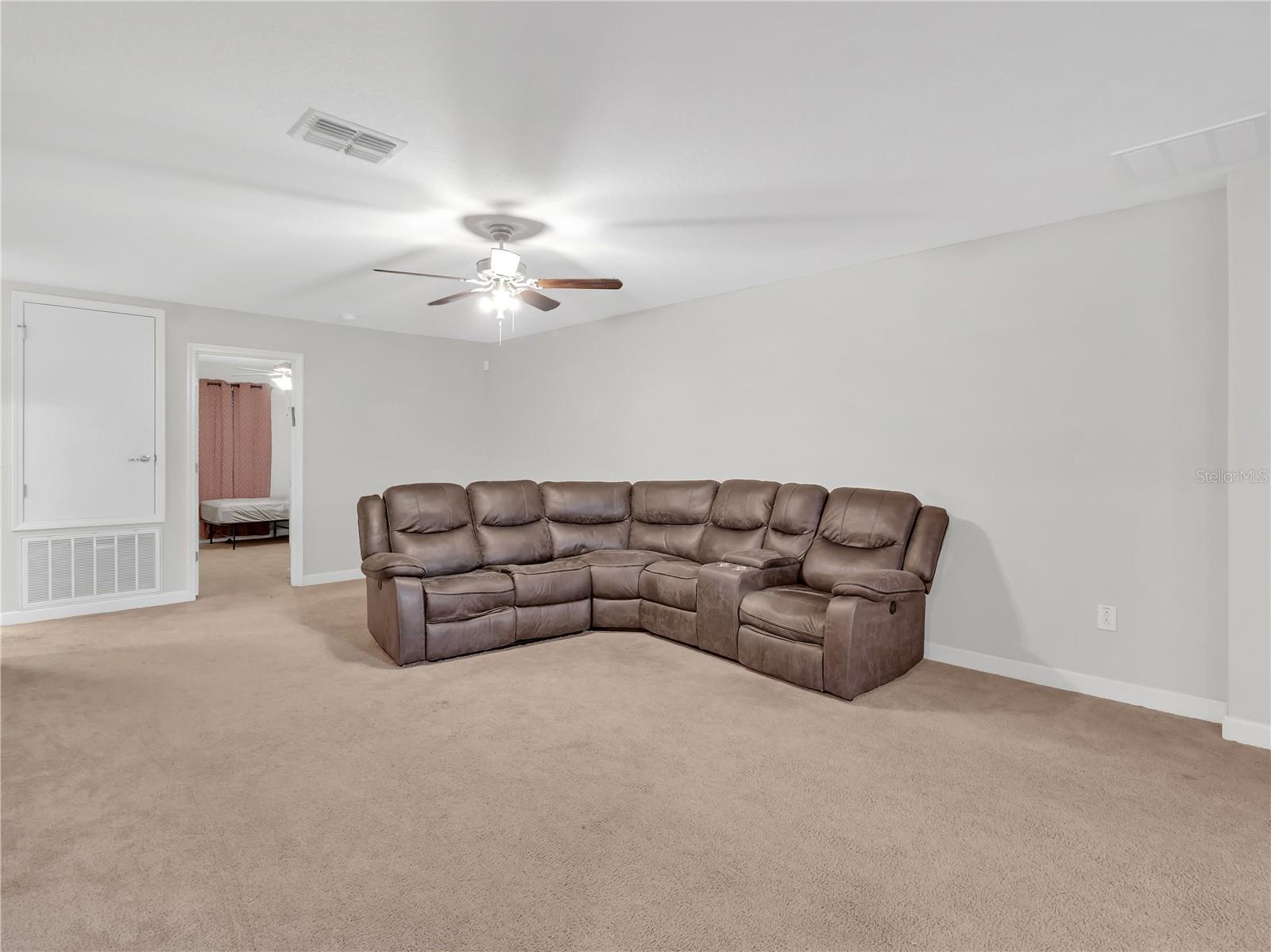 Image 35 of 75 For 5030 Ivory Stone Drive