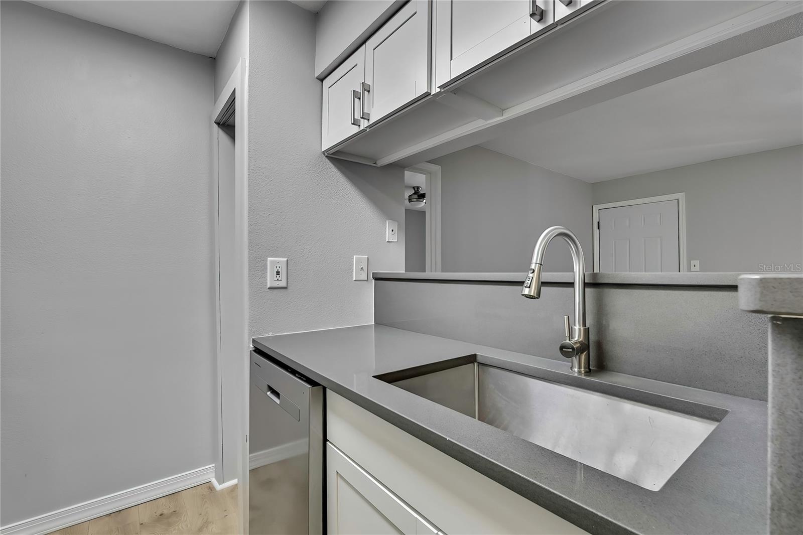 Image 10 of 41 For 8653 Fancy Finch Drive 104