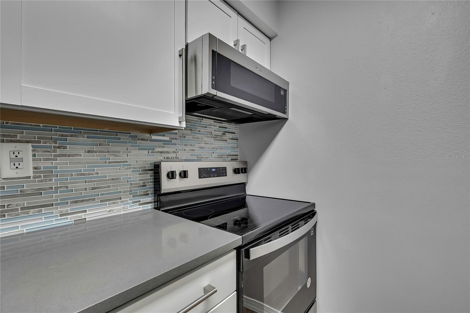 Image 11 of 41 For 8653 Fancy Finch Drive 104