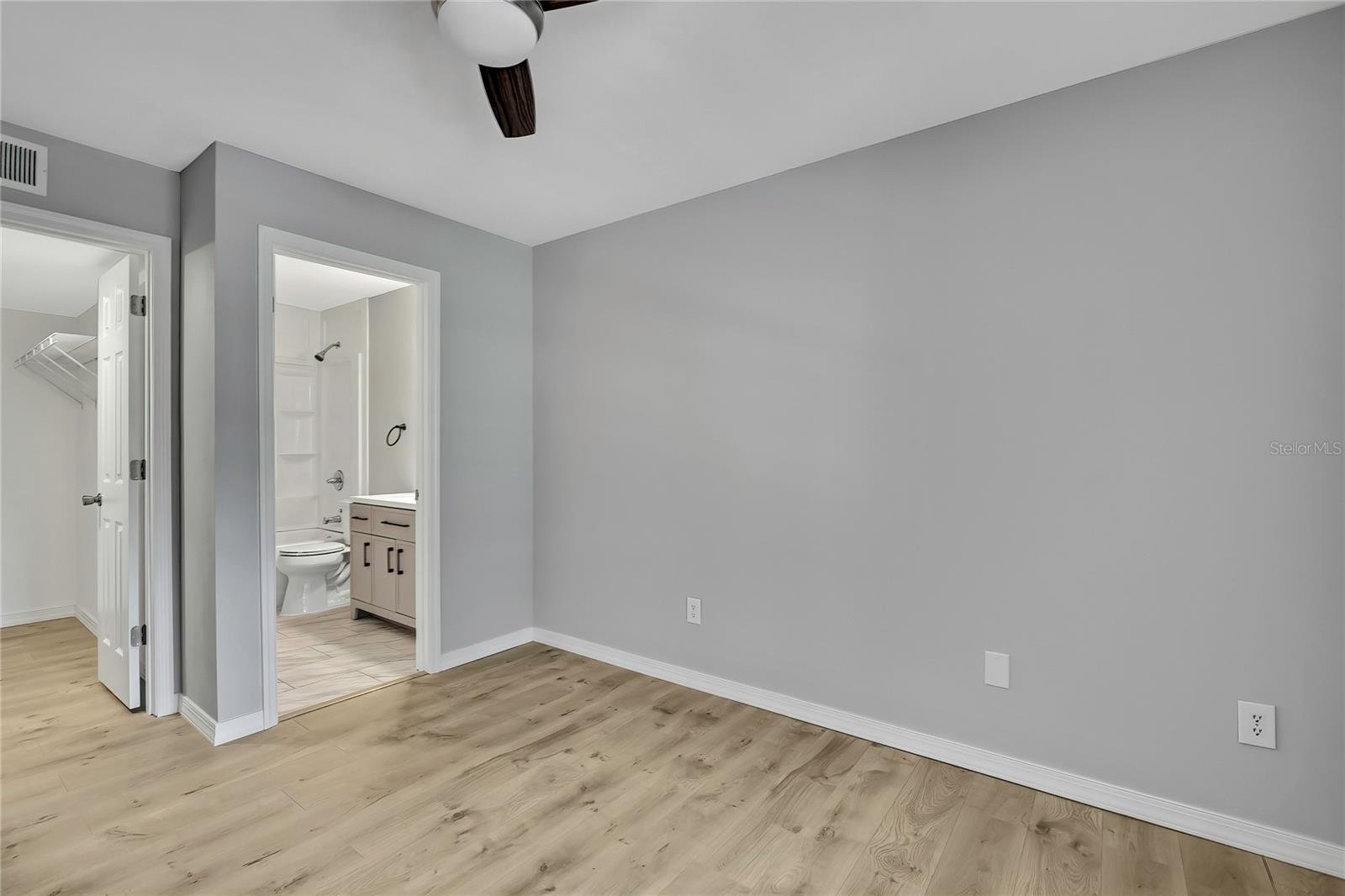 Image 16 of 41 For 8653 Fancy Finch Drive 104