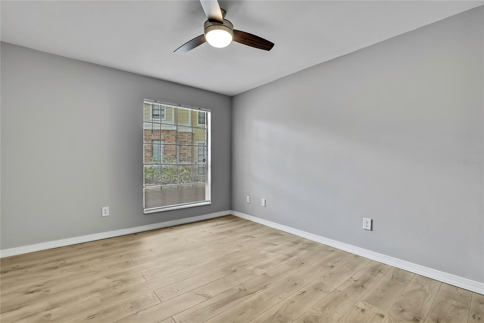 Image 26 of 41 For 8653 Fancy Finch Drive 104