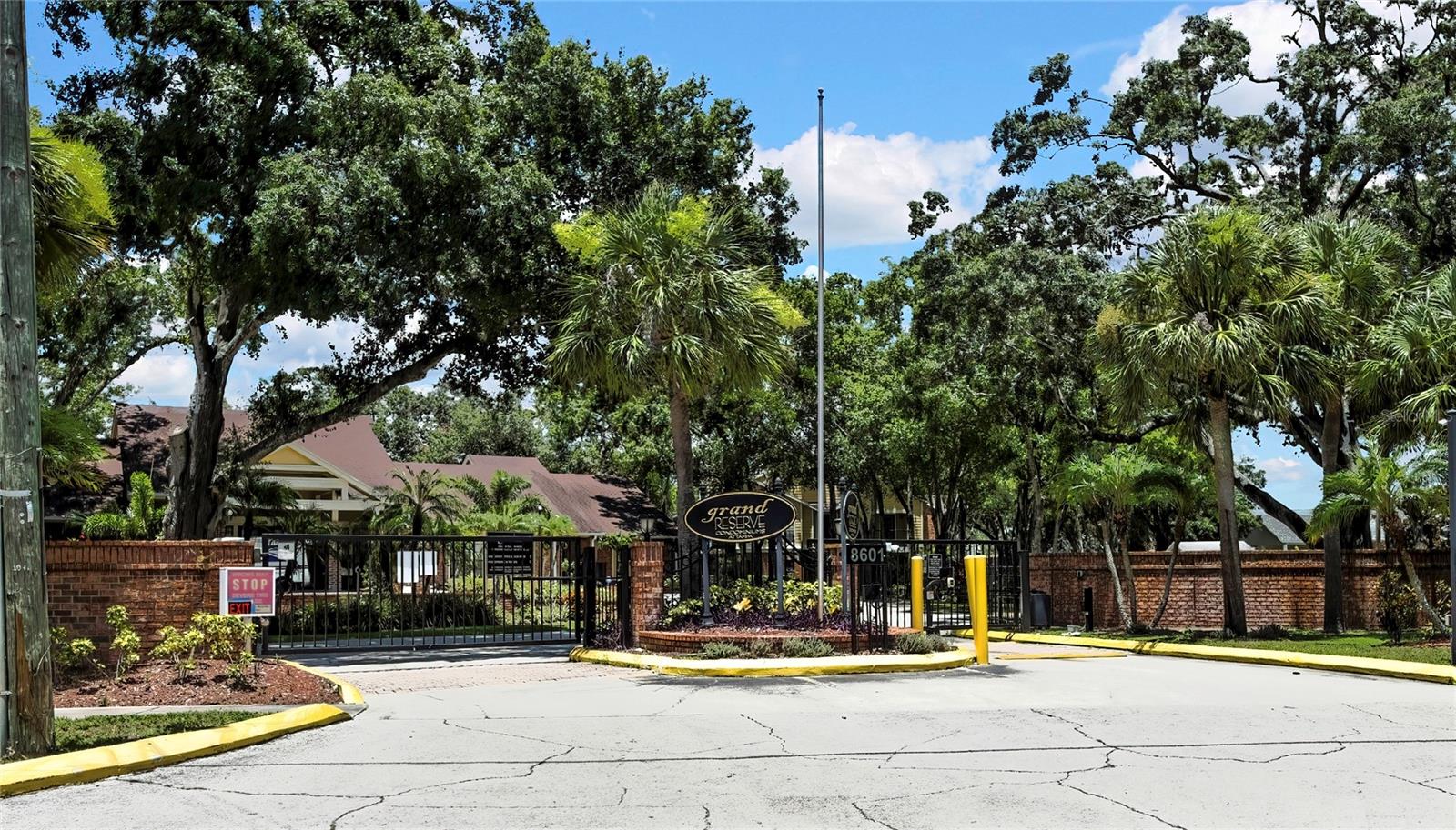 Image 31 of 41 For 8653 Fancy Finch Drive 104