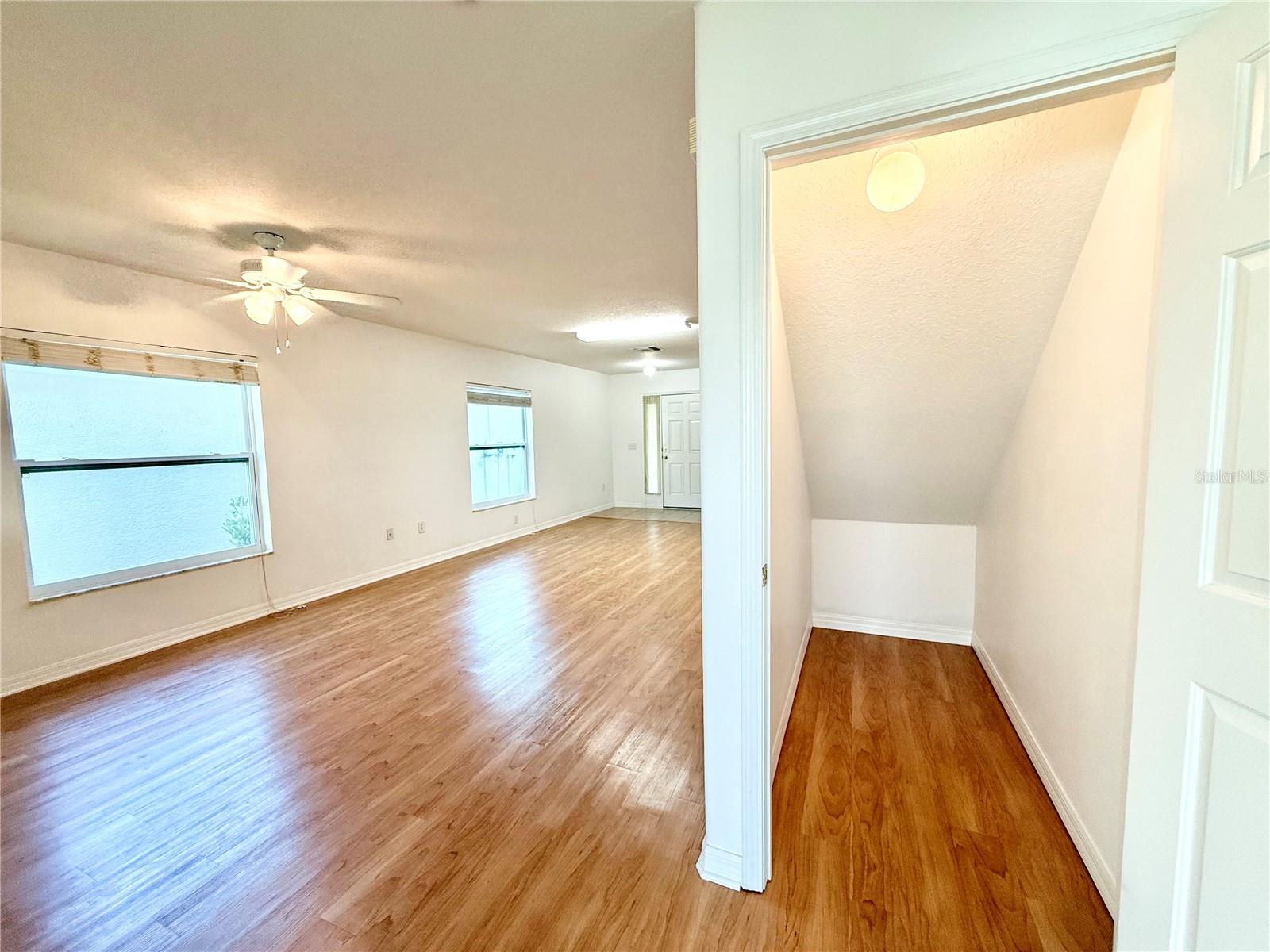 Image 11 of 31 For 31139 Masena Drive