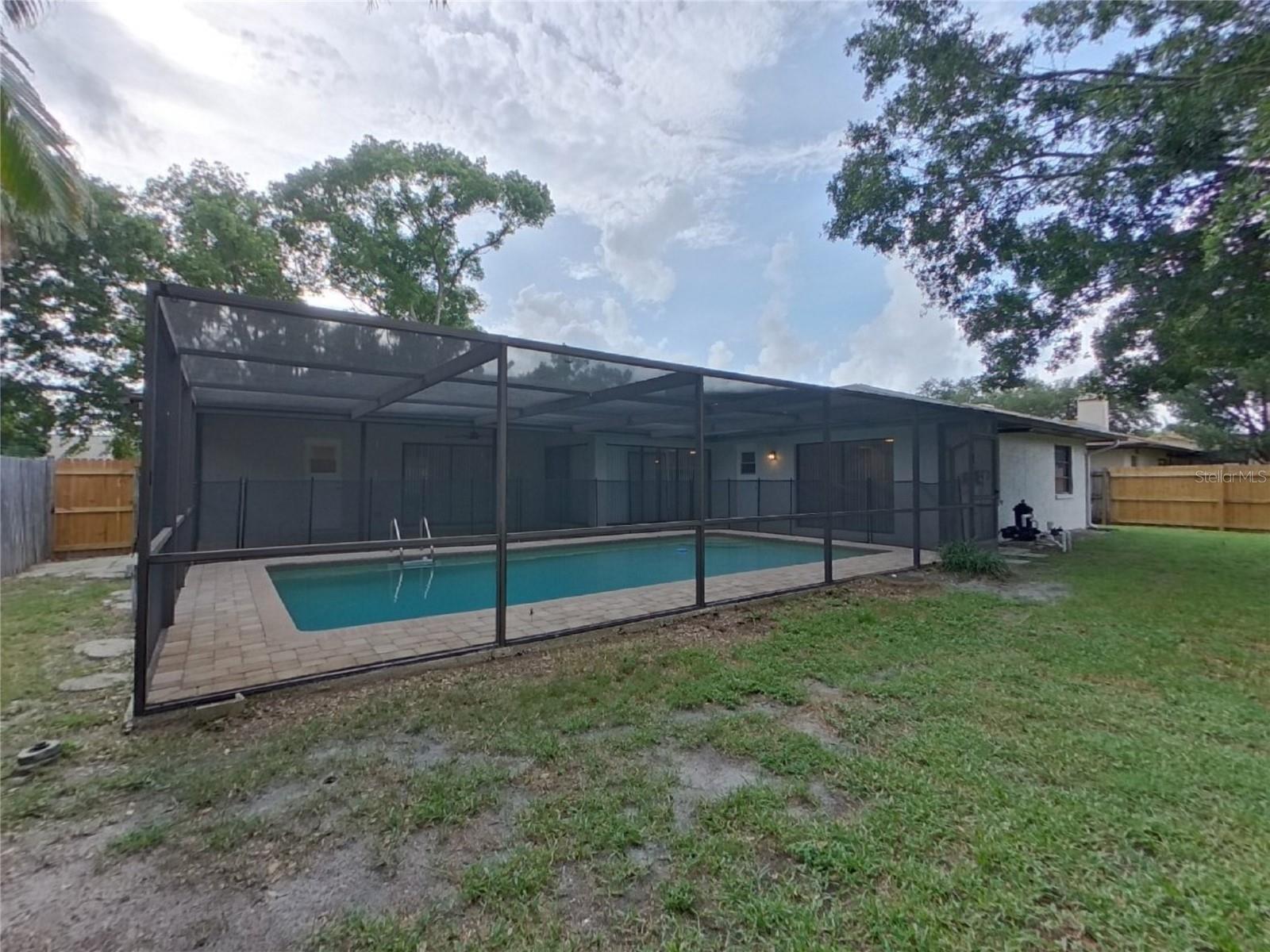 Image 17 of 17 For 2666 Luce Drive W