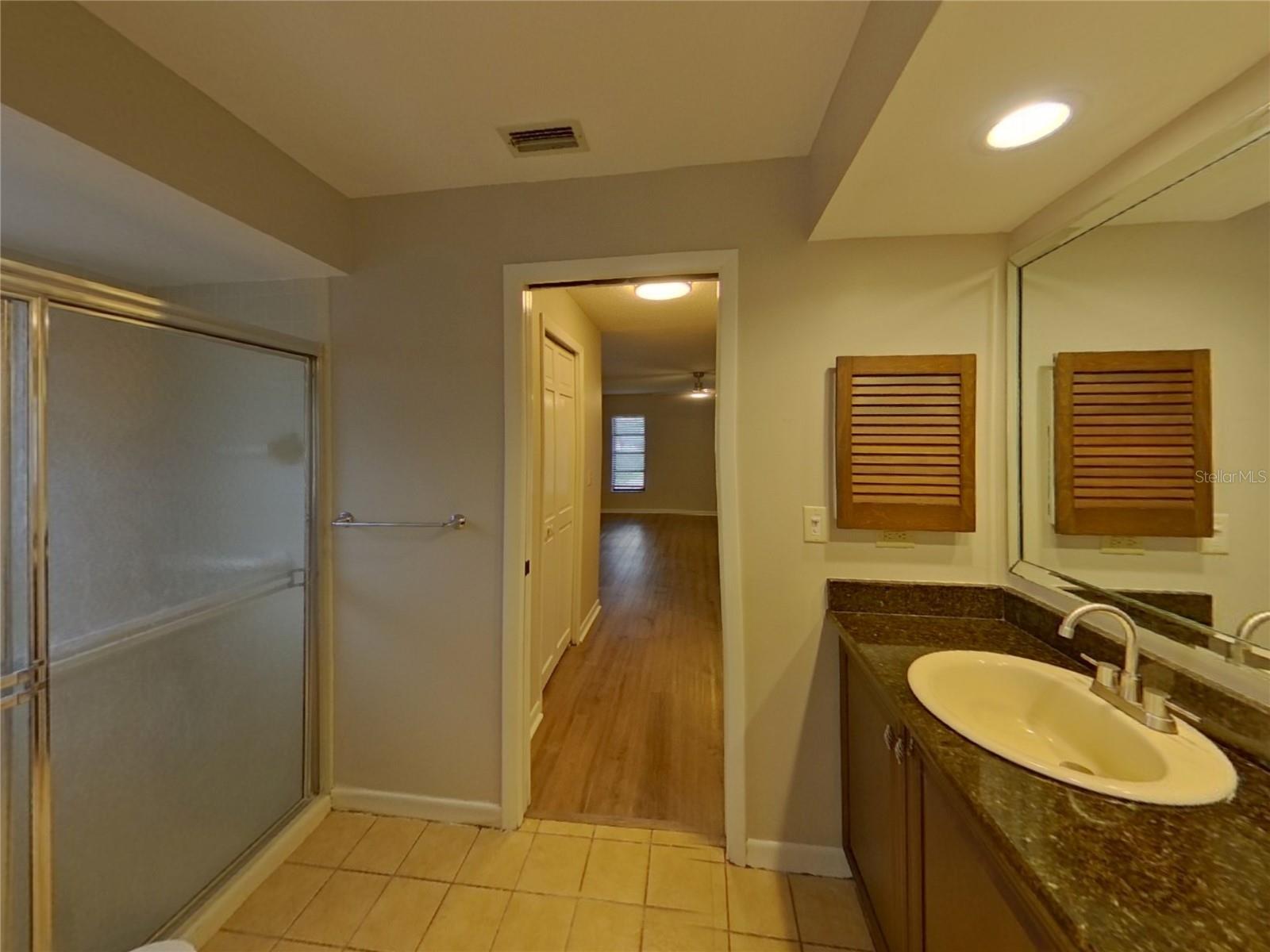 Image 8 of 17 For 2666 Luce Drive W