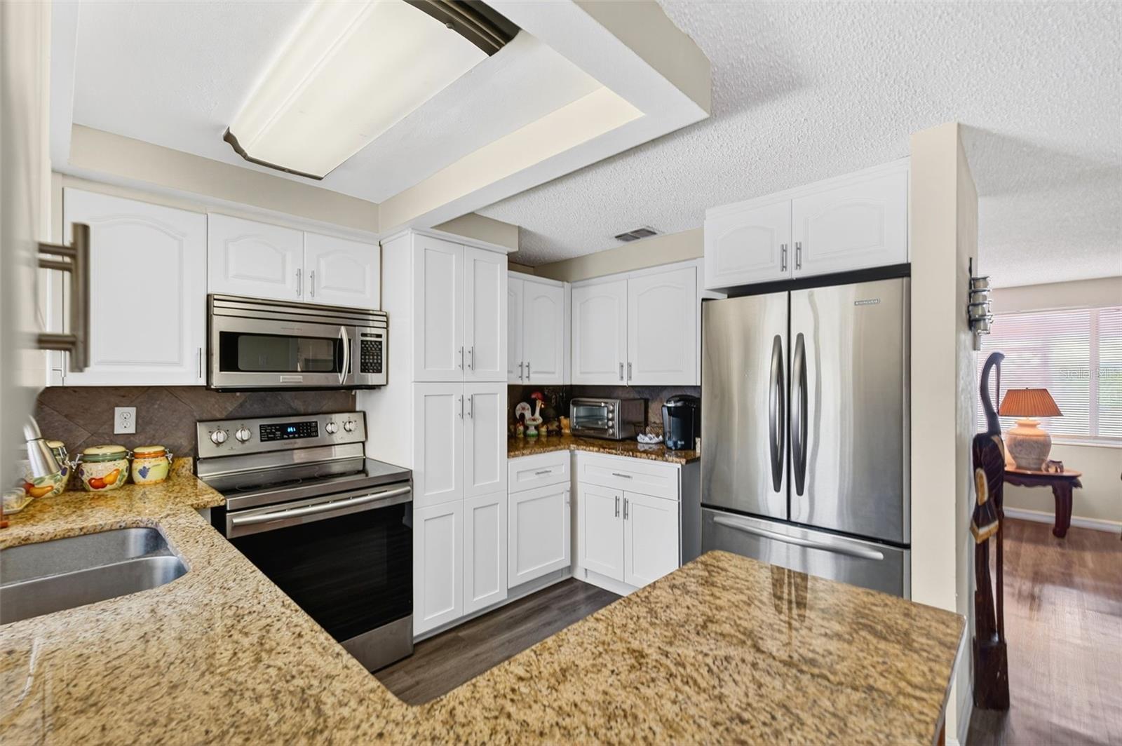 Listing photo id 26 for 13706 Britton Drive