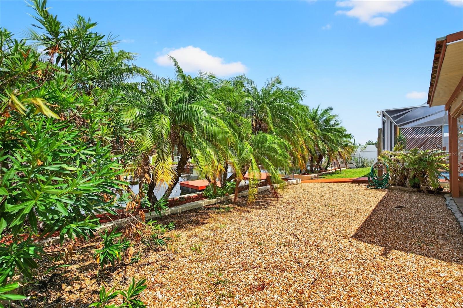 Listing photo id 36 for 13706 Britton Drive