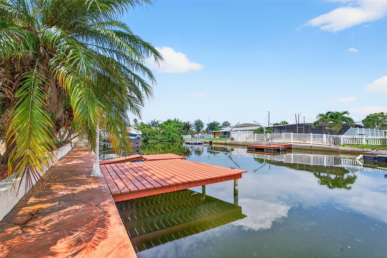 Listing photo id 38 for 13706 Britton Drive