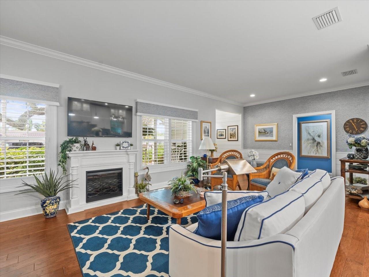 Image 12 of 76 For 128 Palmetto Lane