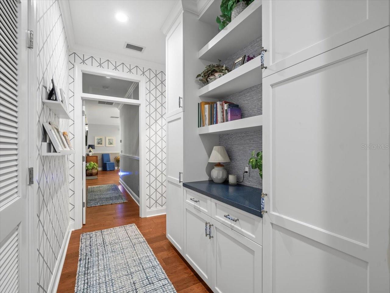 Image 33 of 76 For 128 Palmetto Lane