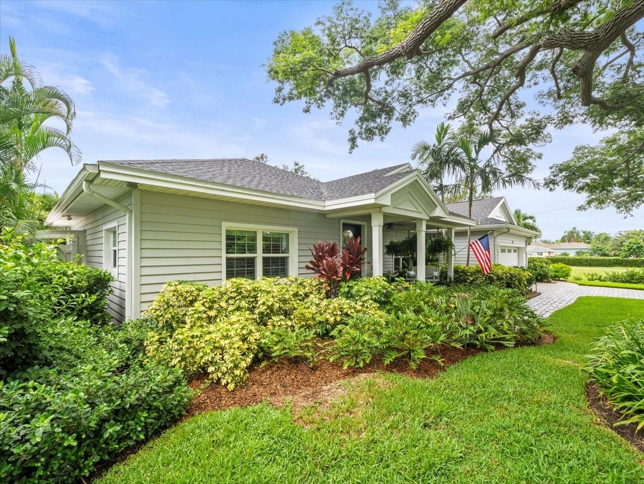 Image 4 of 76 For 128 Palmetto Lane
