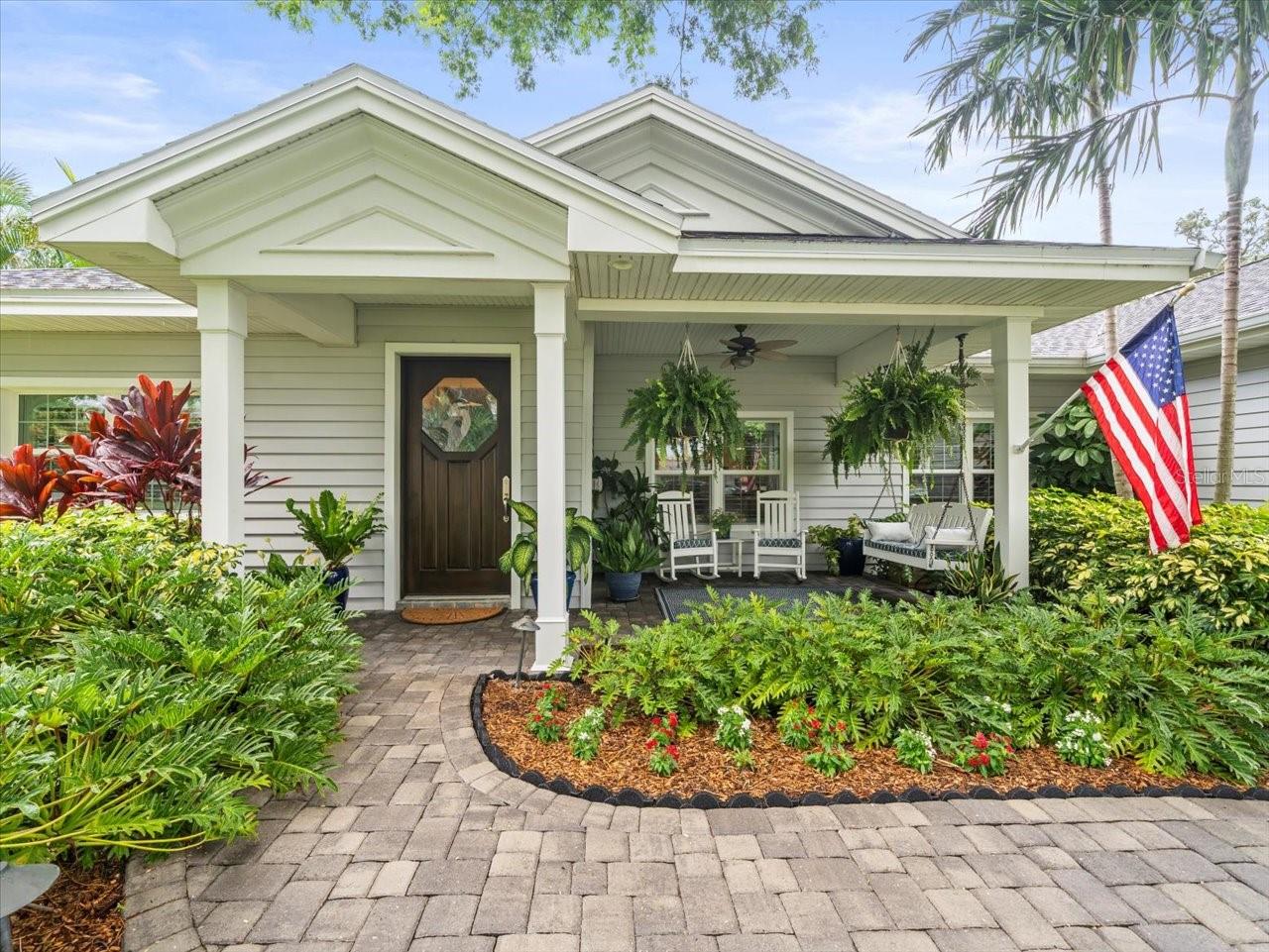 Image 5 of 76 For 128 Palmetto Lane
