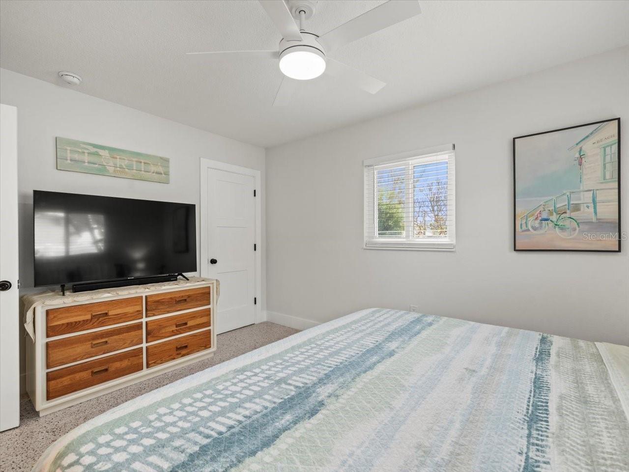 Image 22 of 34 For 304 42nd Avenue