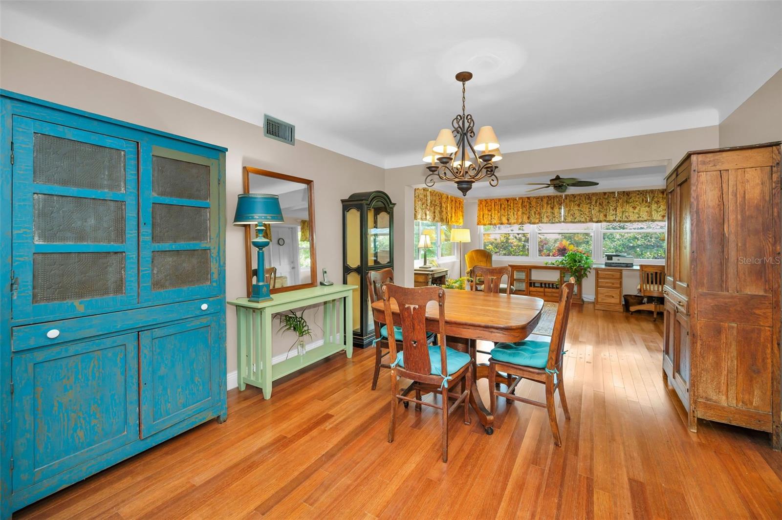 Image 13 of 49 For 1874 Bellemeade Drive