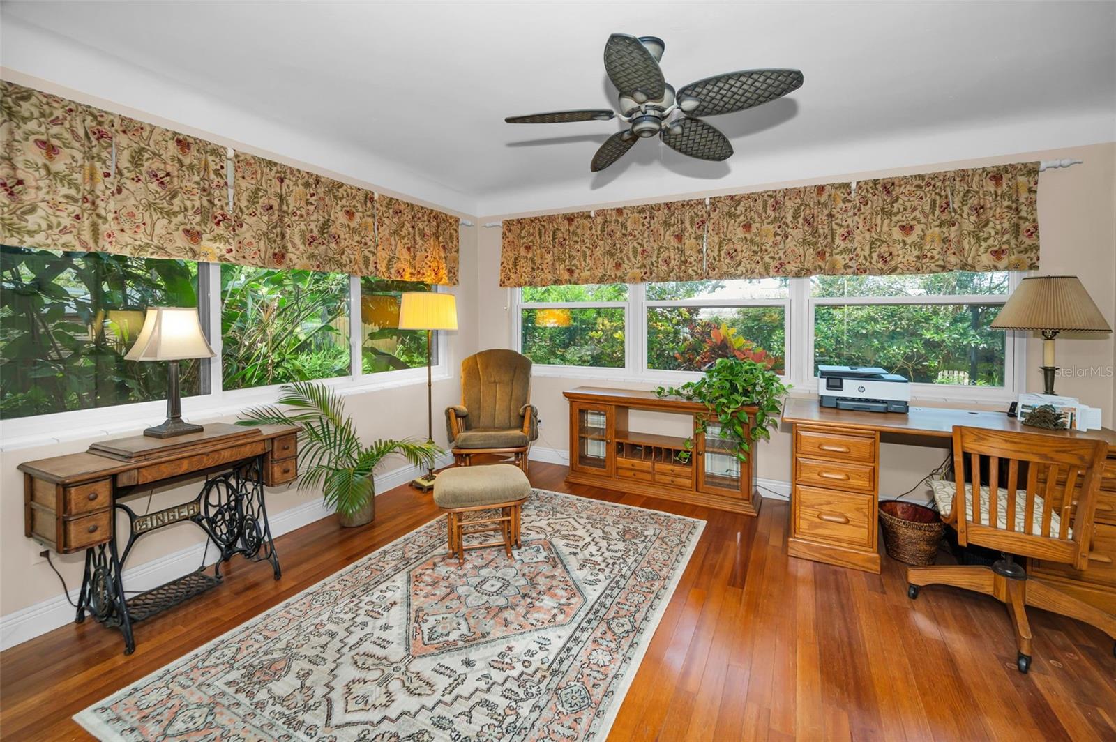 Image 14 of 49 For 1874 Bellemeade Drive