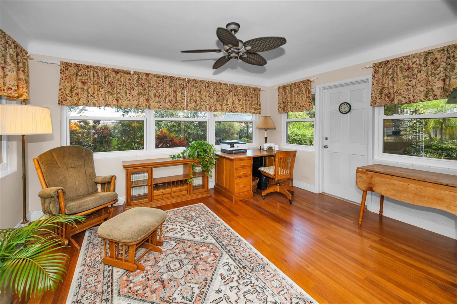 Image 15 of 49 For 1874 Bellemeade Drive
