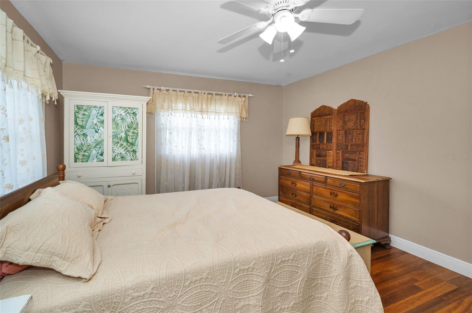 Image 16 of 49 For 1874 Bellemeade Drive