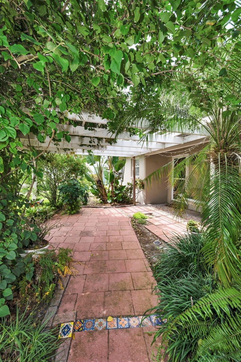 Image 2 of 49 For 1874 Bellemeade Drive