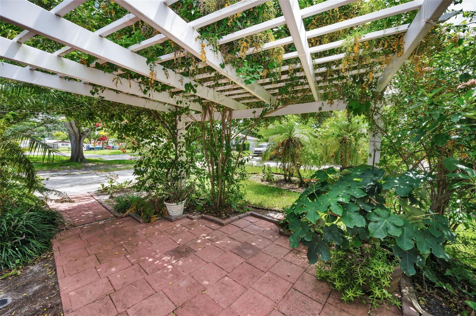 Image 3 of 49 For 1874 Bellemeade Drive