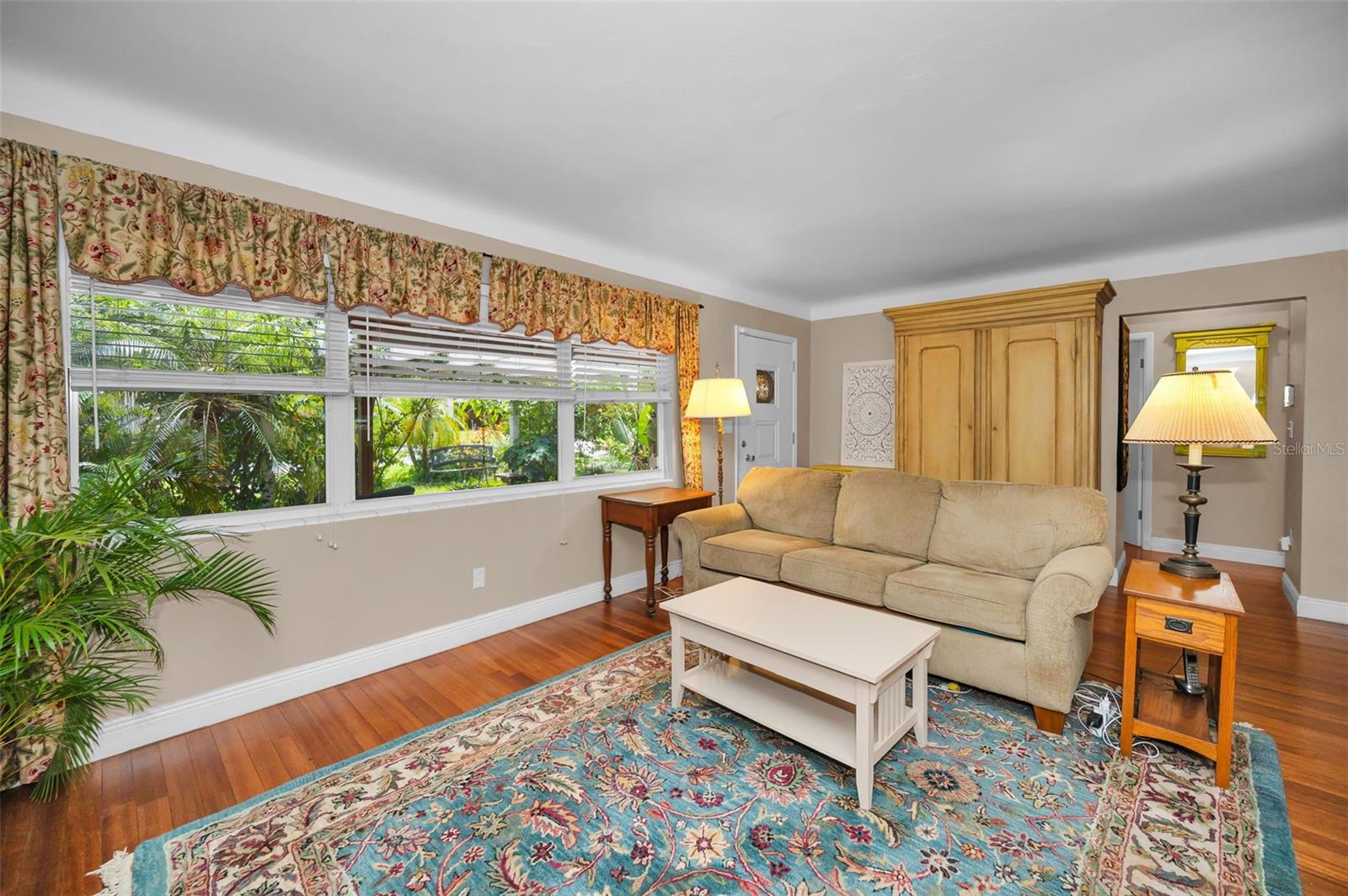 Image 8 of 49 For 1874 Bellemeade Drive