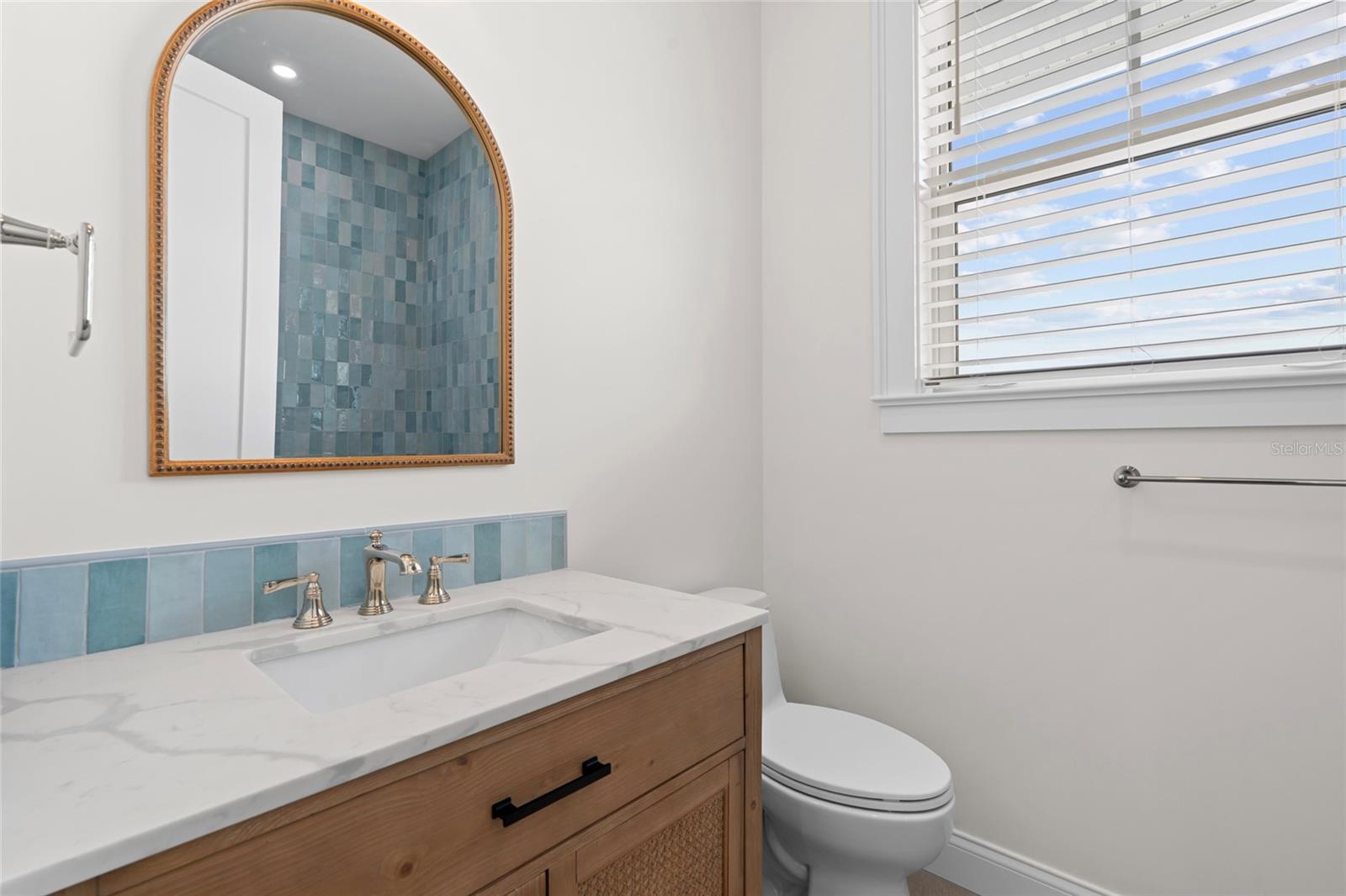 Image 16 of 42 For 1631 31st Avenue N