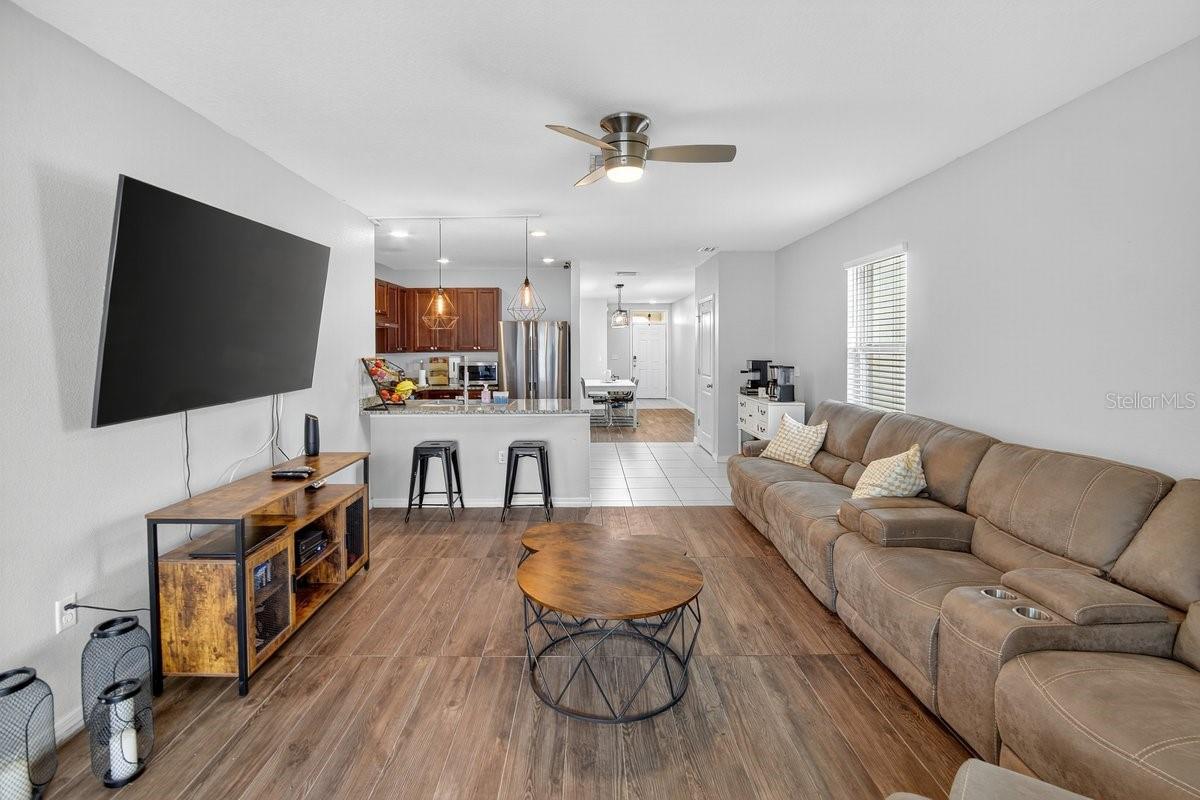 Image 33 of 57 For 3515 Diamond Leaf Court
