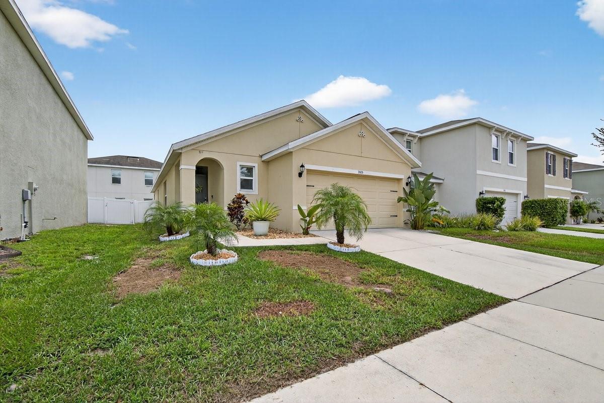 Image 4 of 57 For 3515 Diamond Leaf Court