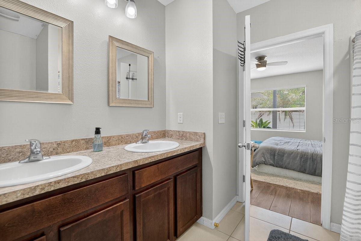 Image 44 of 57 For 3515 Diamond Leaf Court