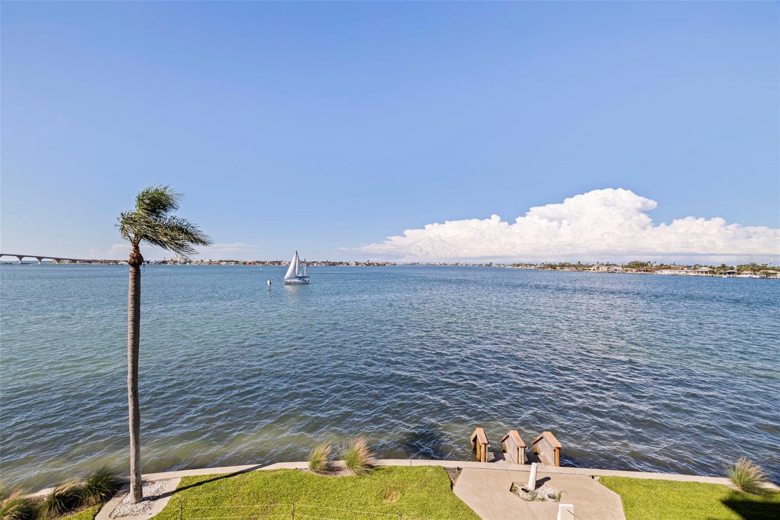 Image 37 of 58 For 6105 Bahia Del Mar Circle 384