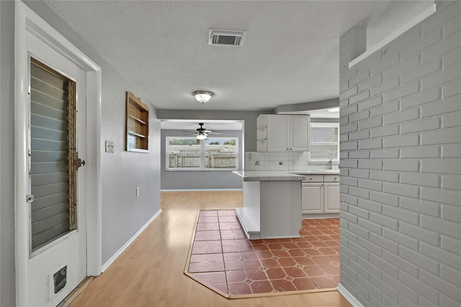 Image 10 of 38 For 3549 Hendrix Street