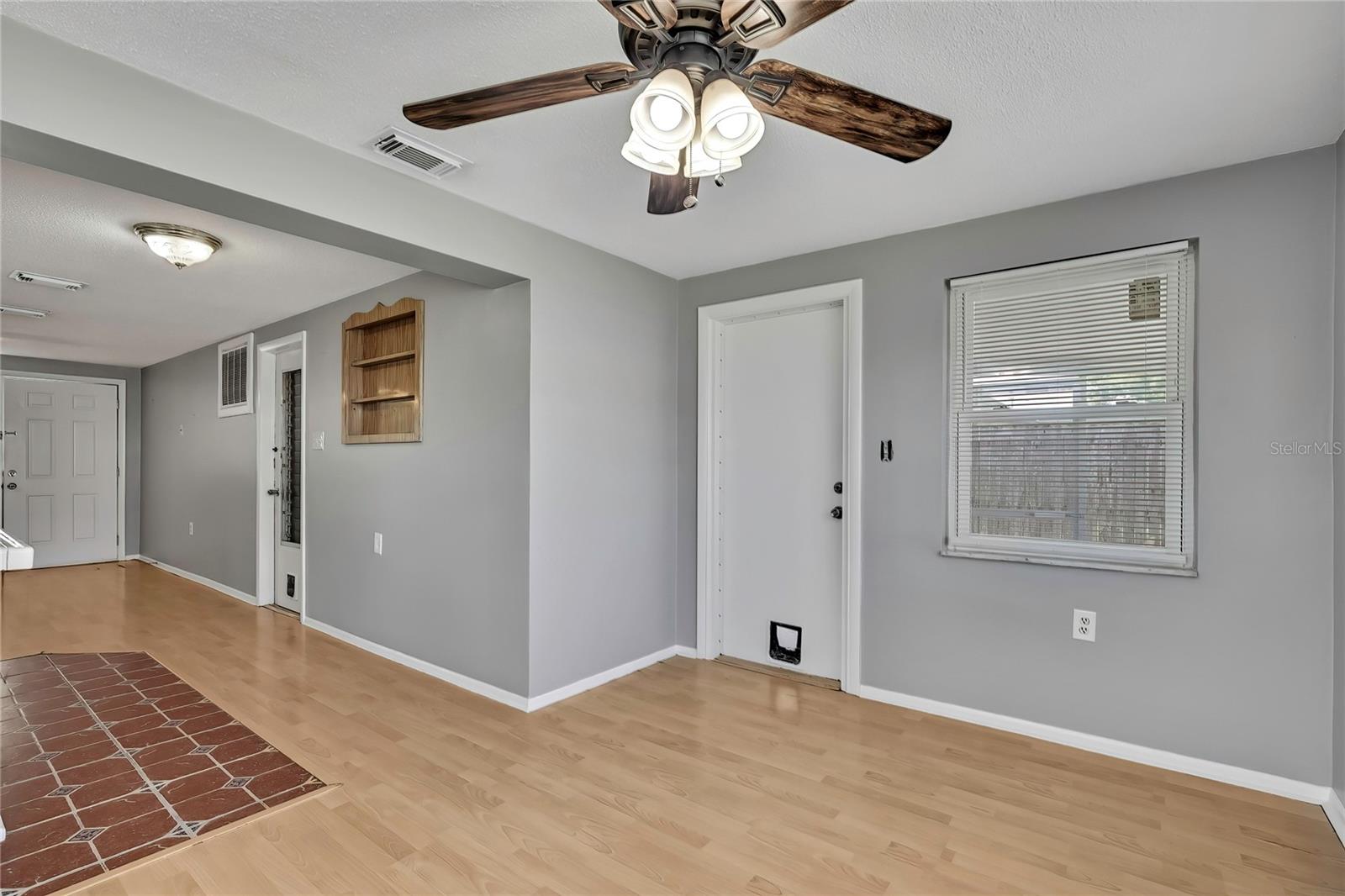 Image 15 of 38 For 3549 Hendrix Street