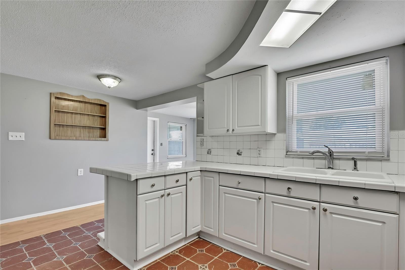 Image 20 of 38 For 3549 Hendrix Street