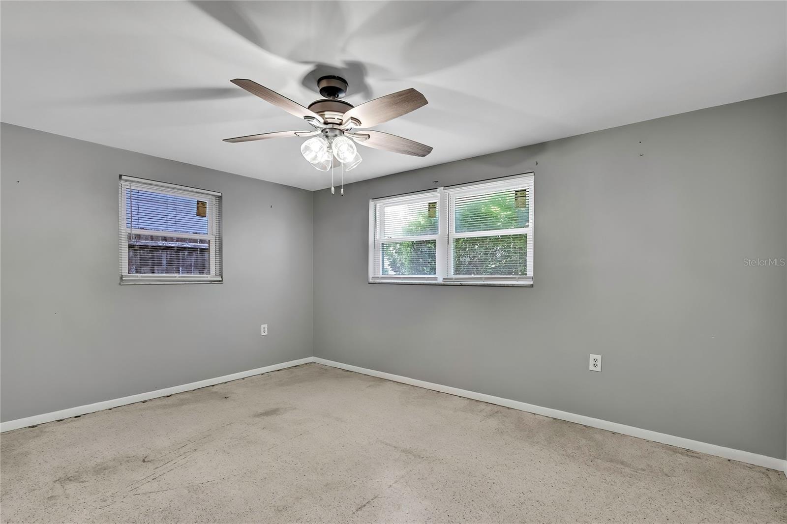 Image 21 of 38 For 3549 Hendrix Street