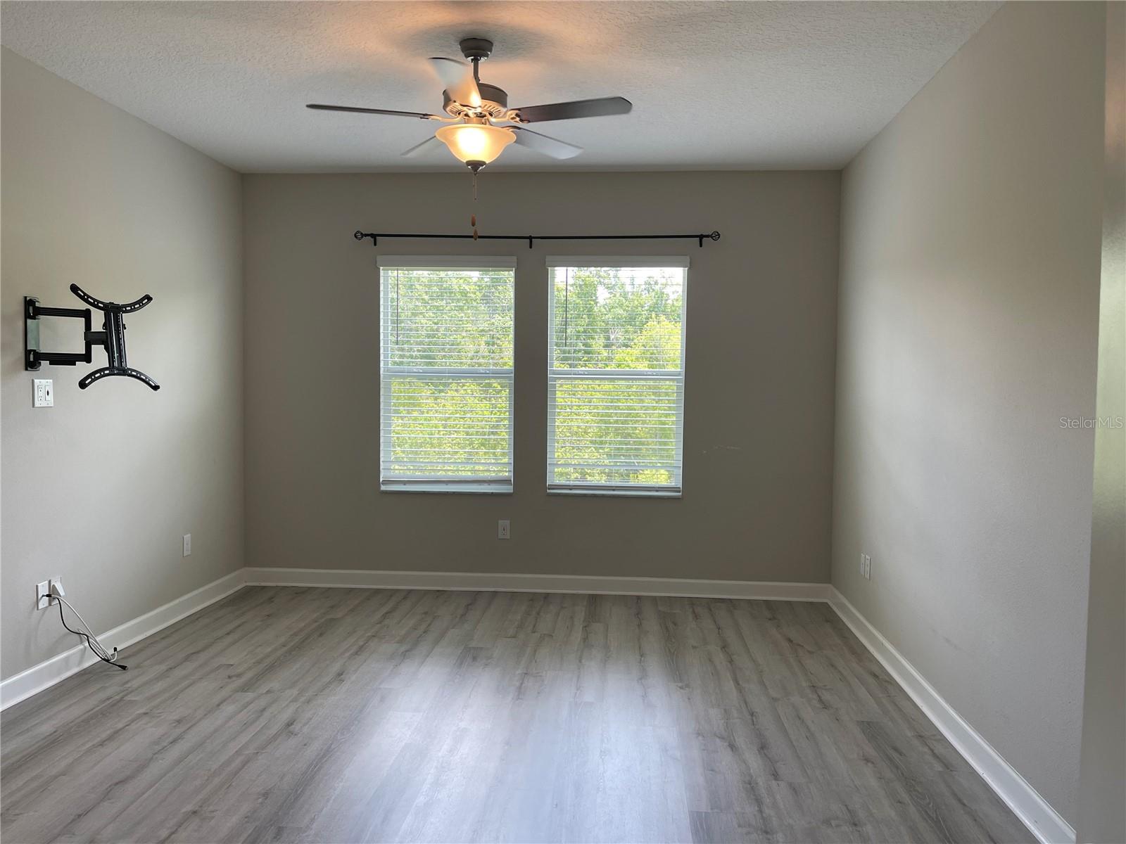 Image 9 of 22 For 18861 Noble Caspian Drive