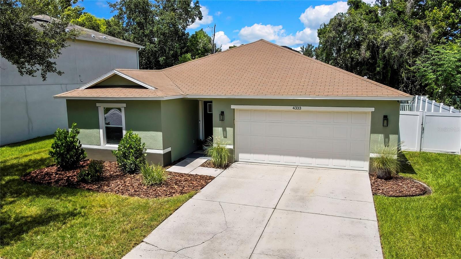 Details for 4333 Fieldview Circle, WESLEY CHAPEL, FL 33545