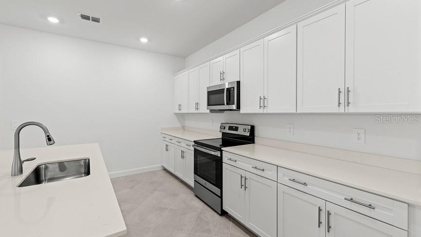 Image 20 of 31 For 8390 Waterscape Drive