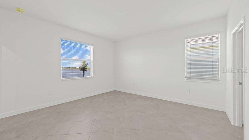 Image 23 of 31 For 8390 Waterscape Drive