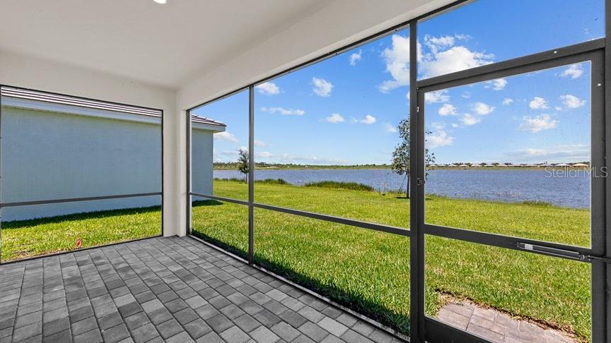 Image 27 of 31 For 8390 Waterscape Drive