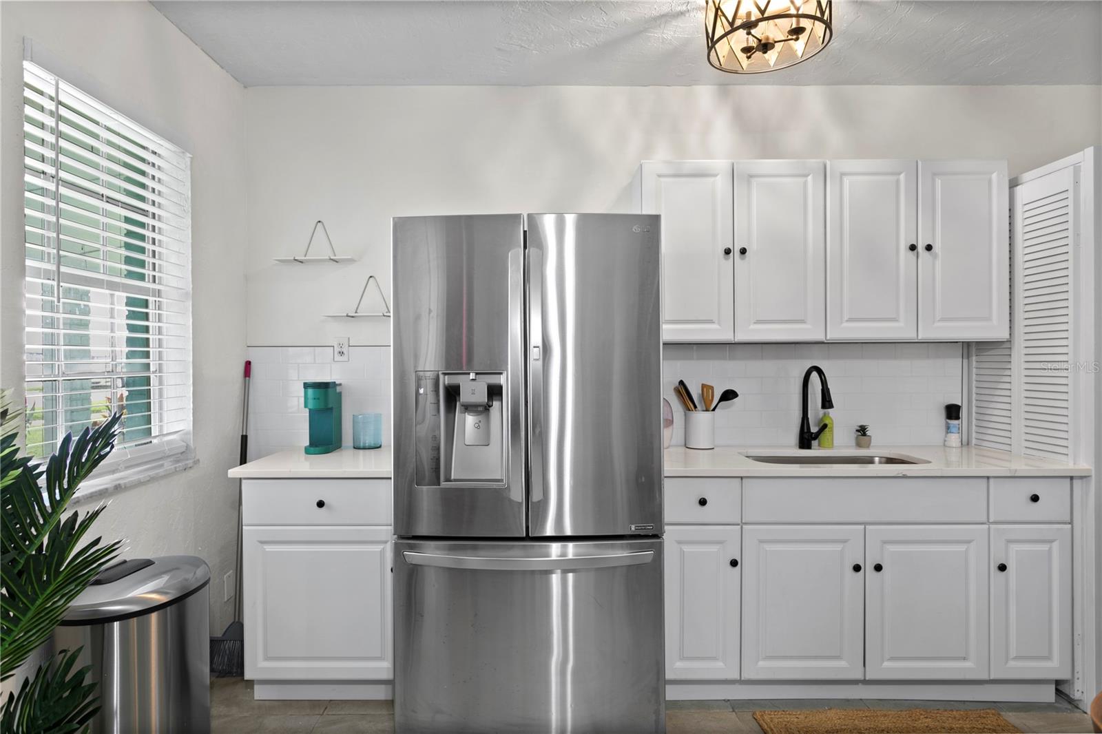 Image 14 of 27 For 1305 Bermuda Boulevard B