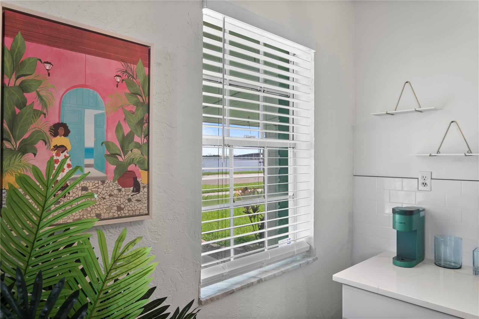 Image 4 of 27 For 1305 Bermuda Boulevard B
