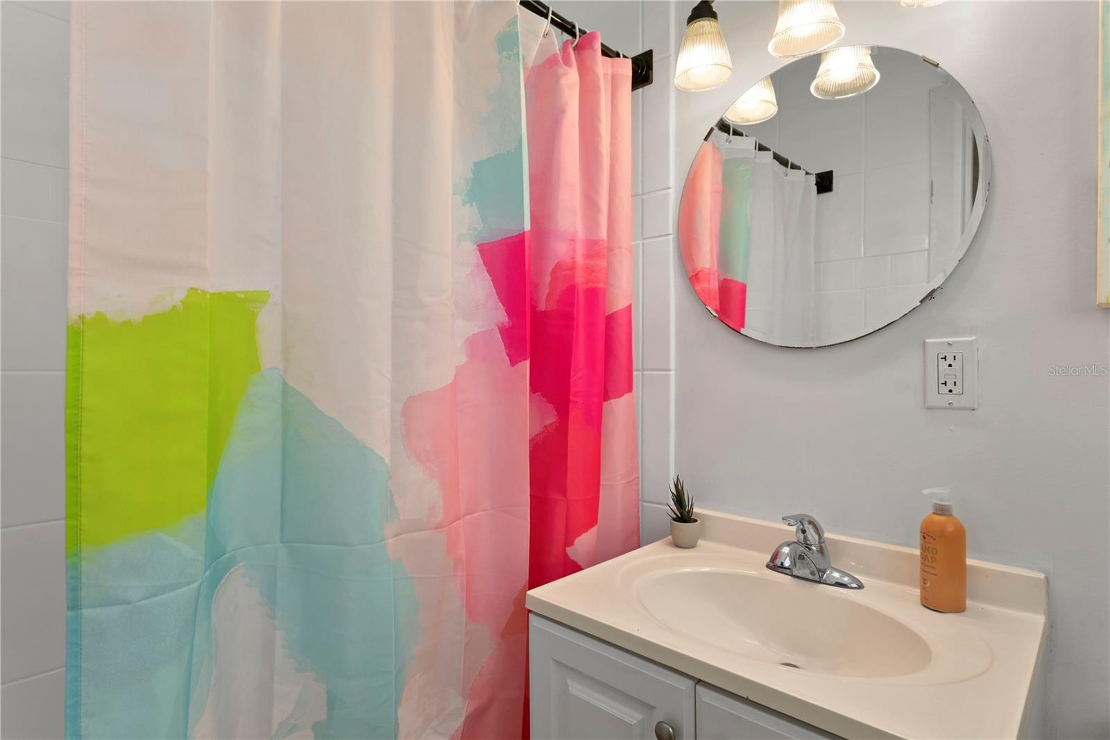 Image 5 of 27 For 1305 Bermuda Boulevard B