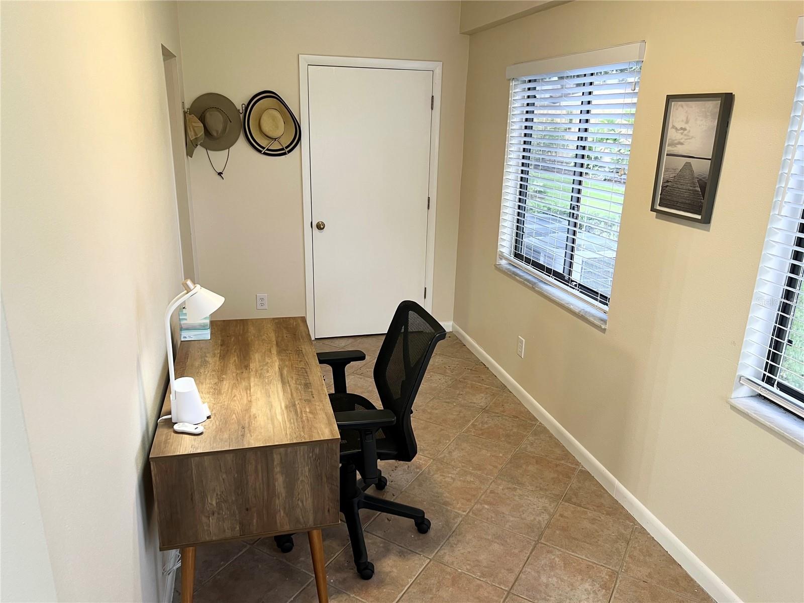 Image 13 of 36 For 1829 Lake Cypress Drive 1829
