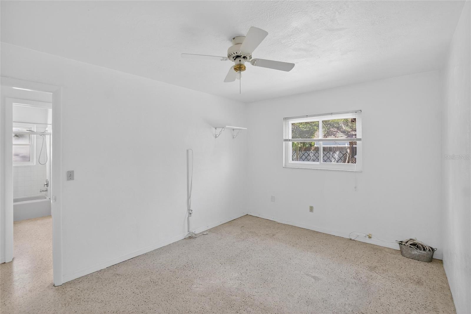 Image 20 of 39 For 2877 32nd Avenue N
