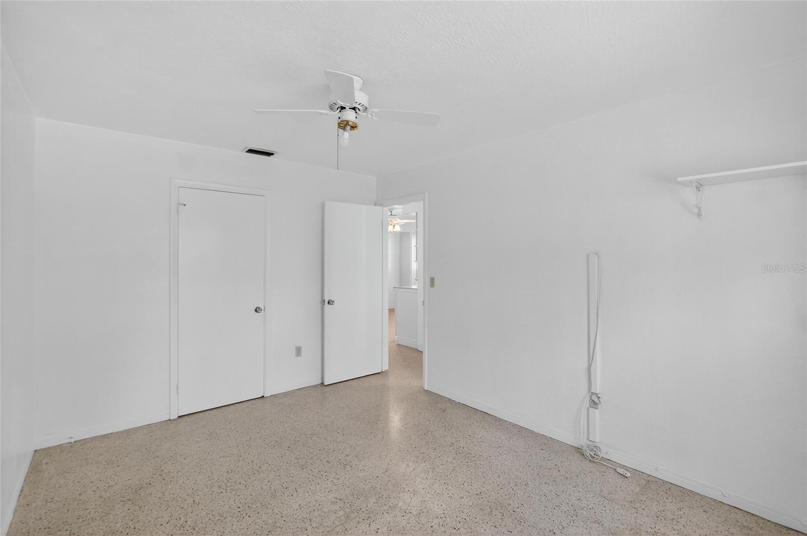 Image 21 of 39 For 2877 32nd Avenue N