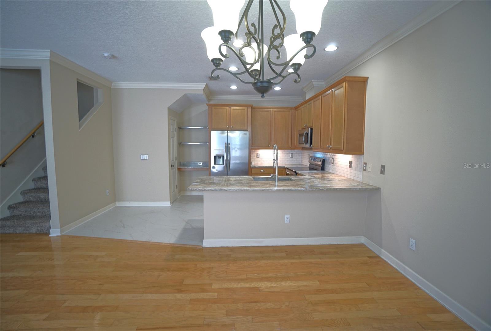 Image 5 of 17 For 111 Melville Avenue 3