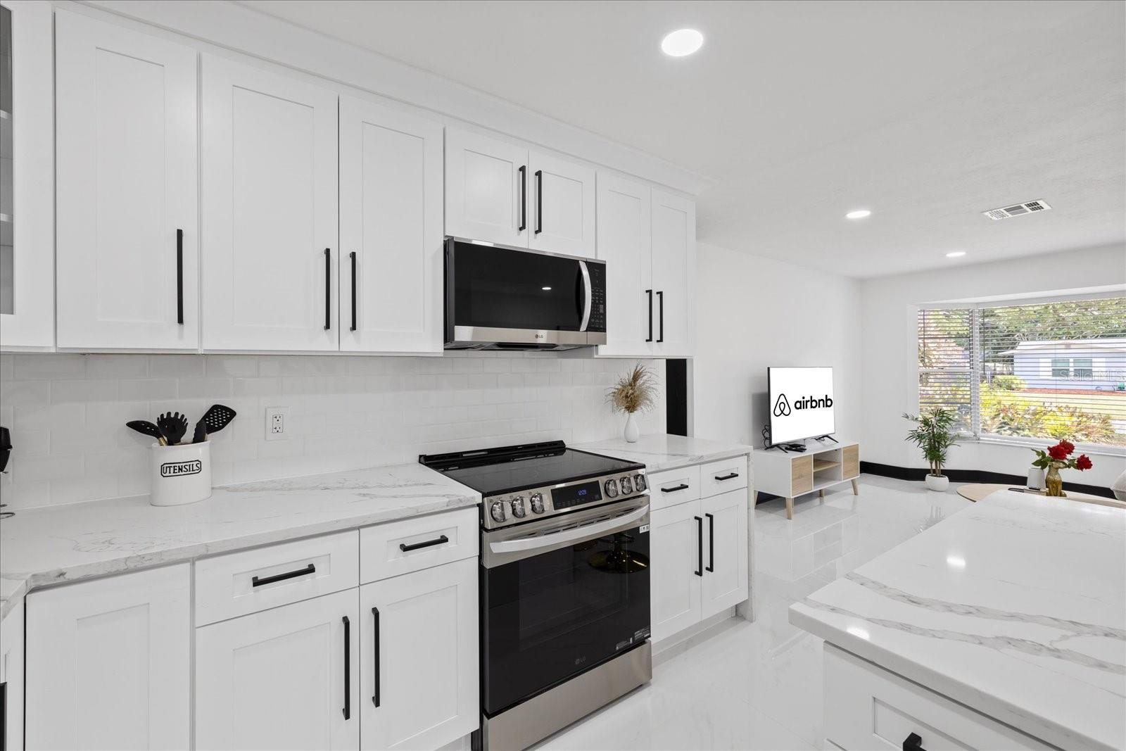Image 19 of 70 For 2461 69th Avenue S
